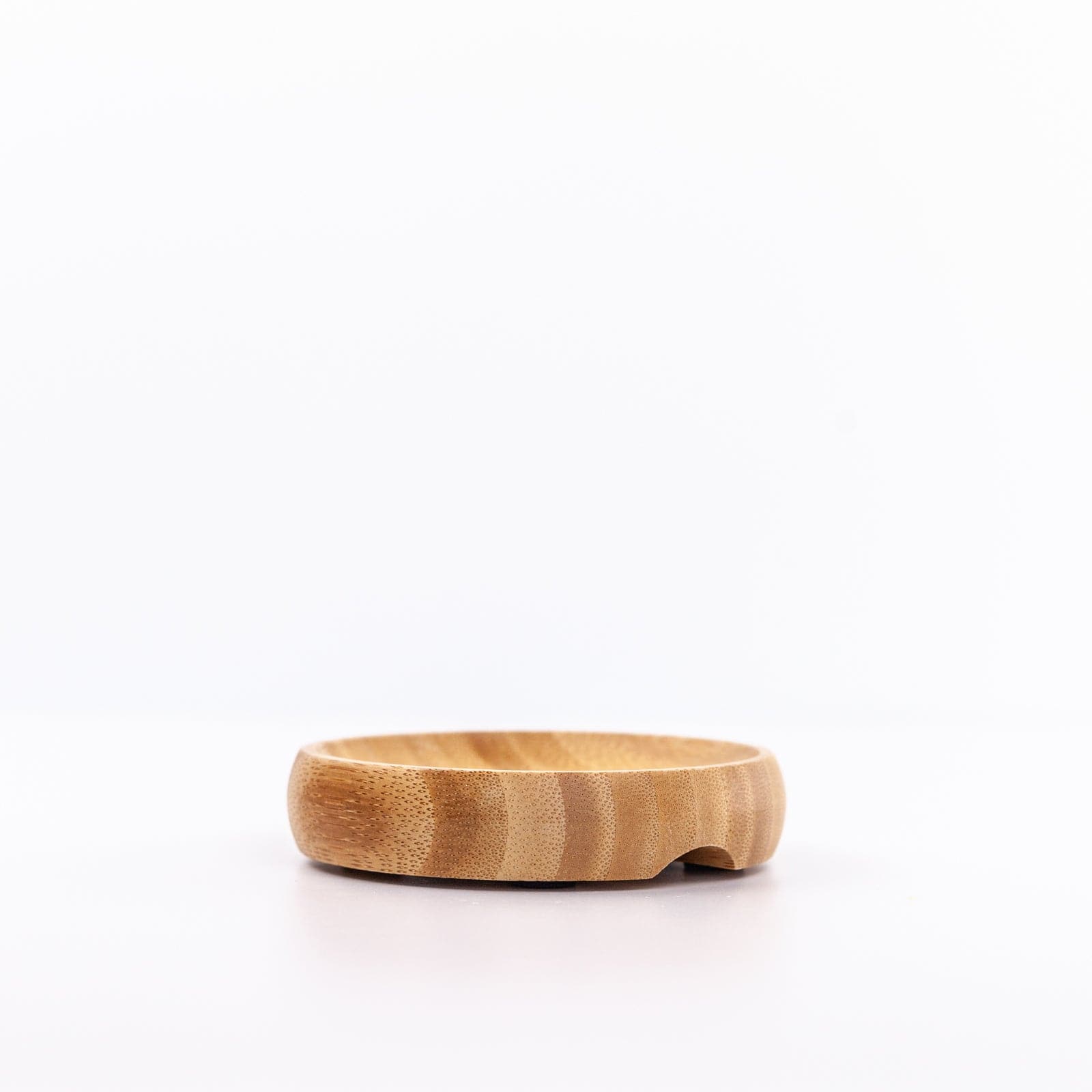Round wooden soap dish's side